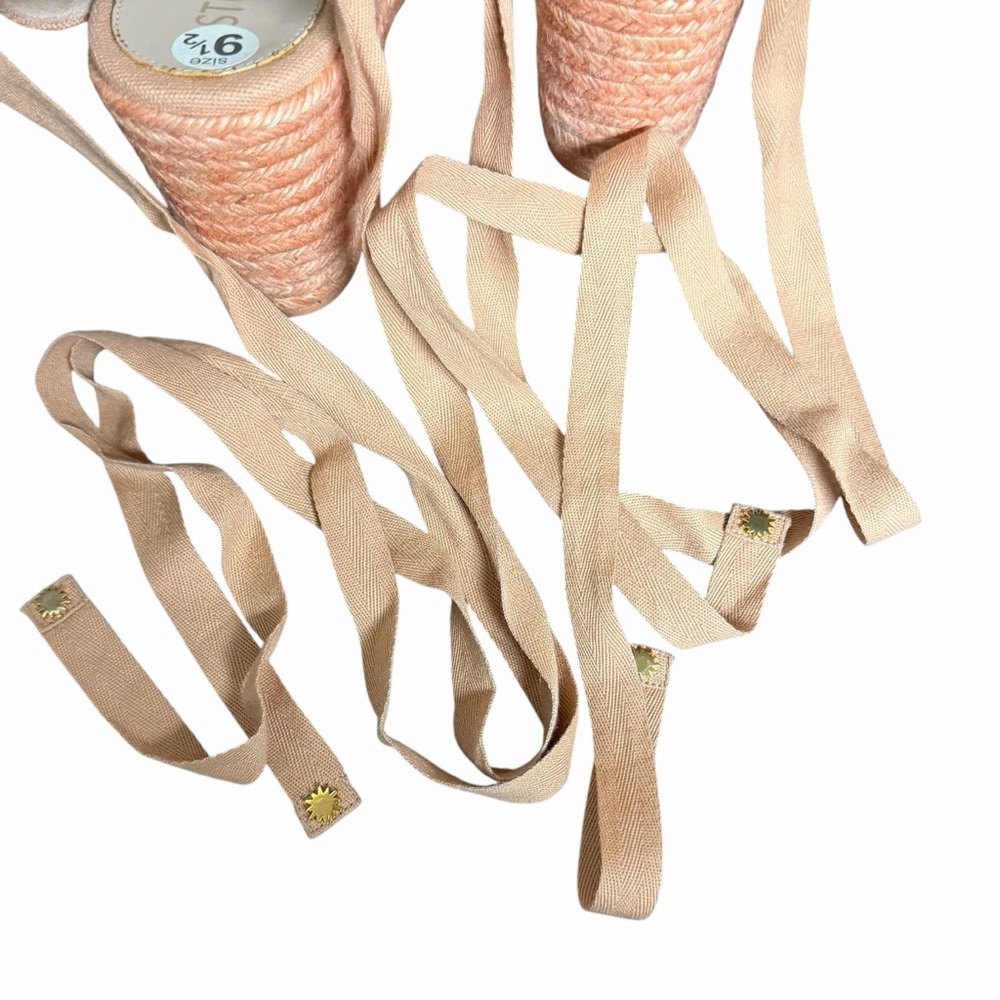 Stuart Weitzman Marguerita Canvas Wedge‎ Sandal - Picture 8 of 11